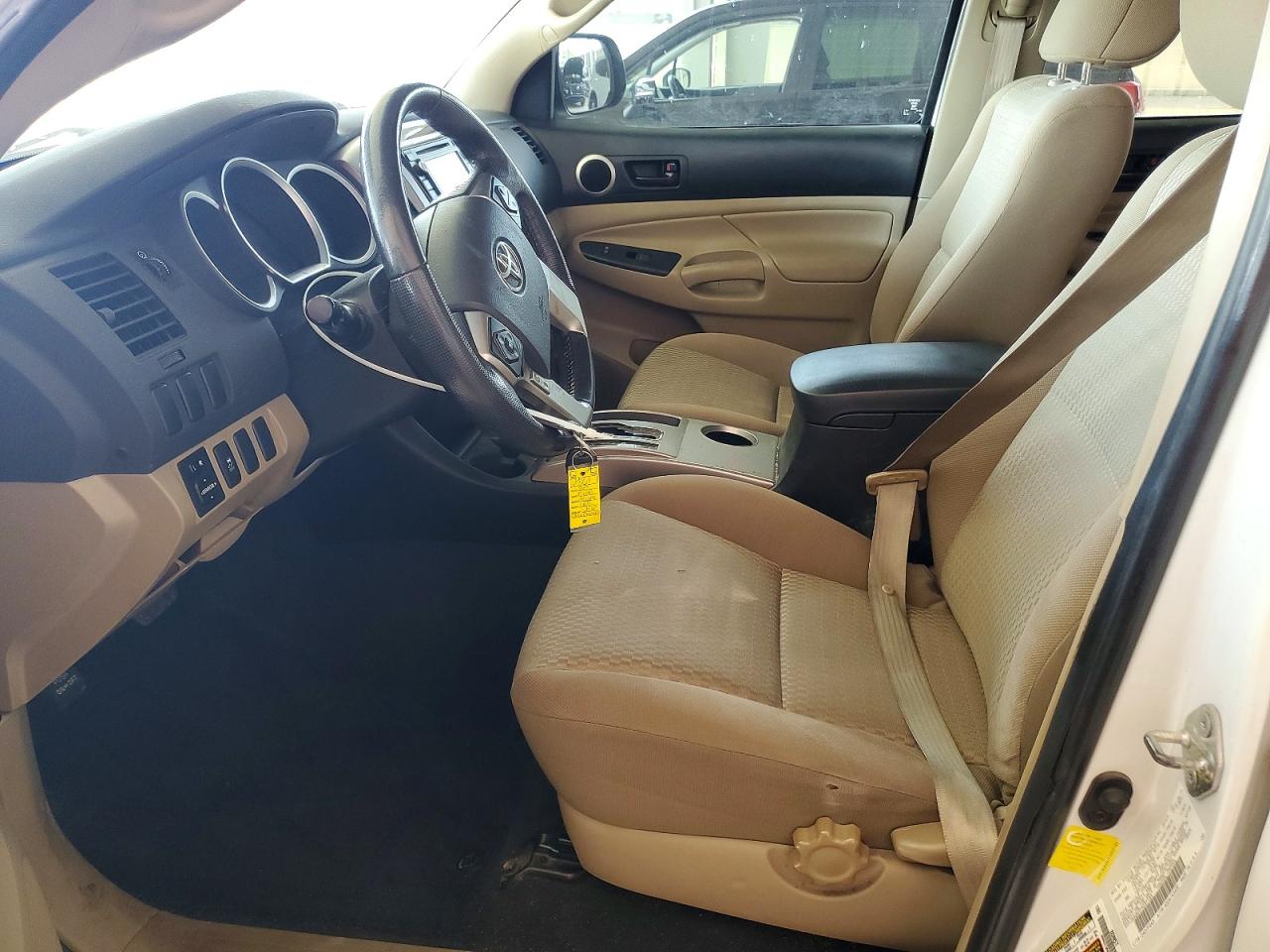 2015 TOYOTA TACOMA