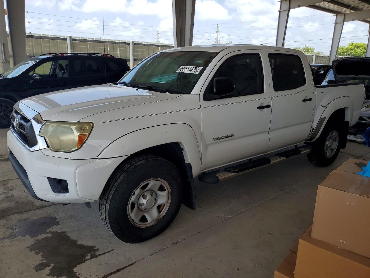 2015 TOYOTA TACOMA