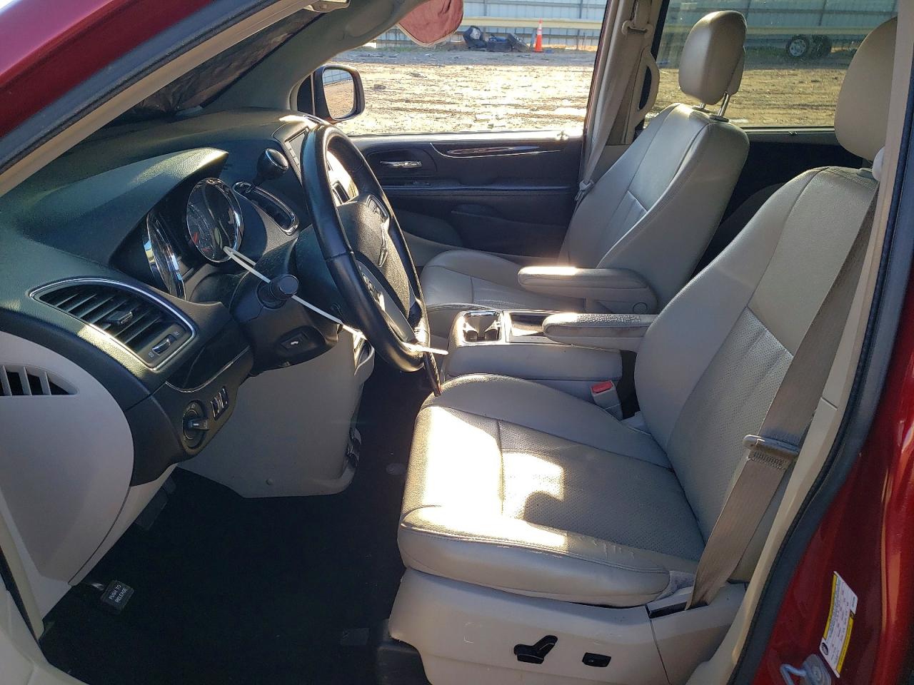 2014 CHRYSLER MINIVAN