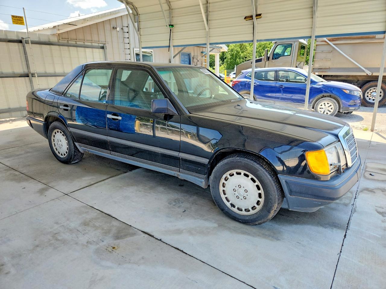 1987 MERCEDES-BENZ 300-CLASS
