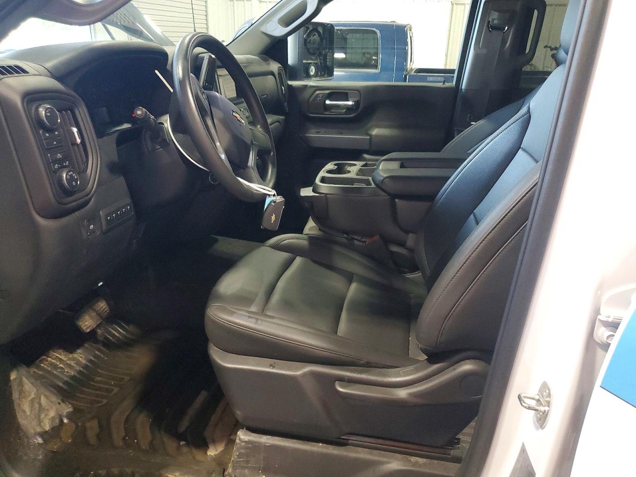 2024 CHEVROLET SILVERADO