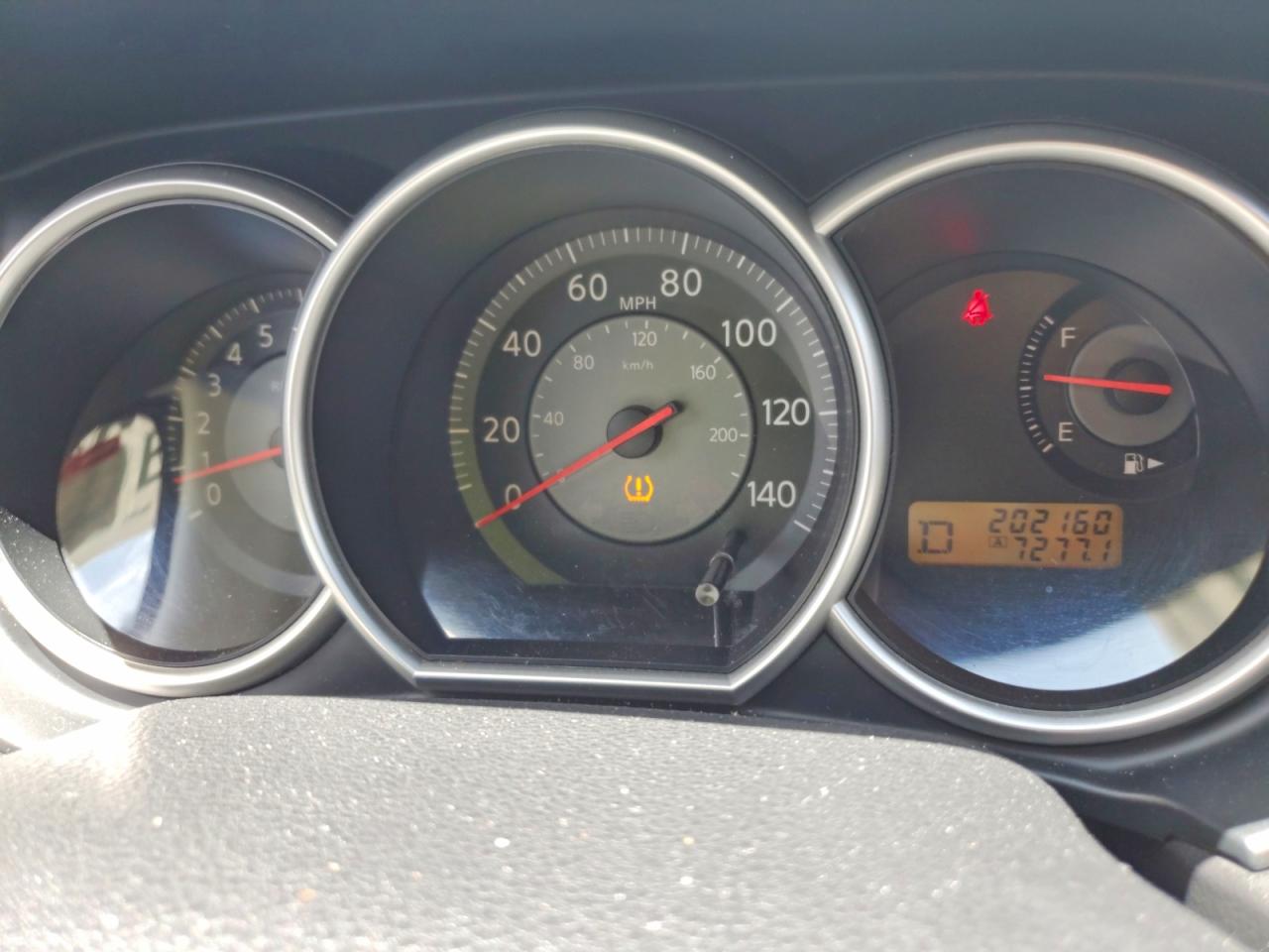 2009 NISSAN VERSA