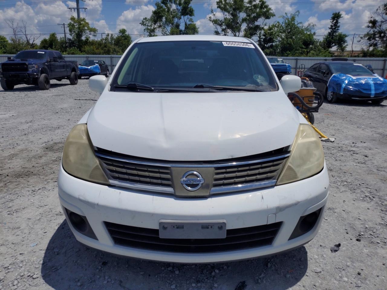 2009 NISSAN VERSA