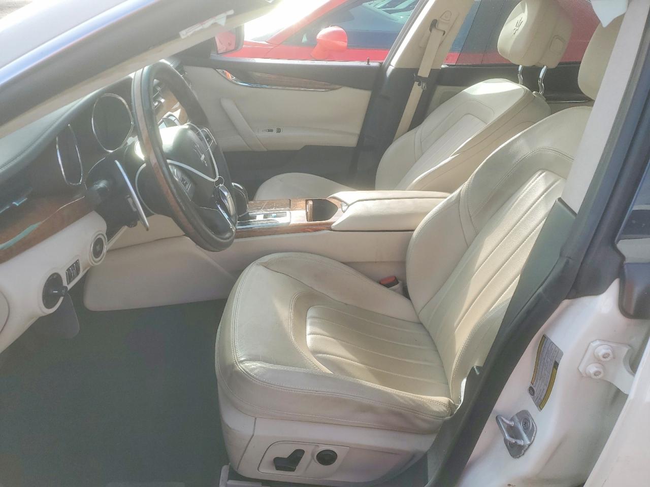 2015 MASERATI QUATTROPOR
