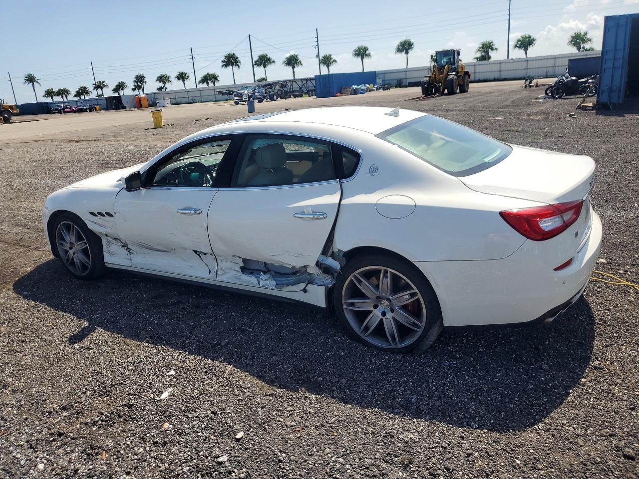 2015 MASERATI QUATTROPOR