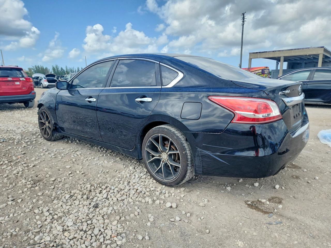 2013 NISSAN ALTIMA