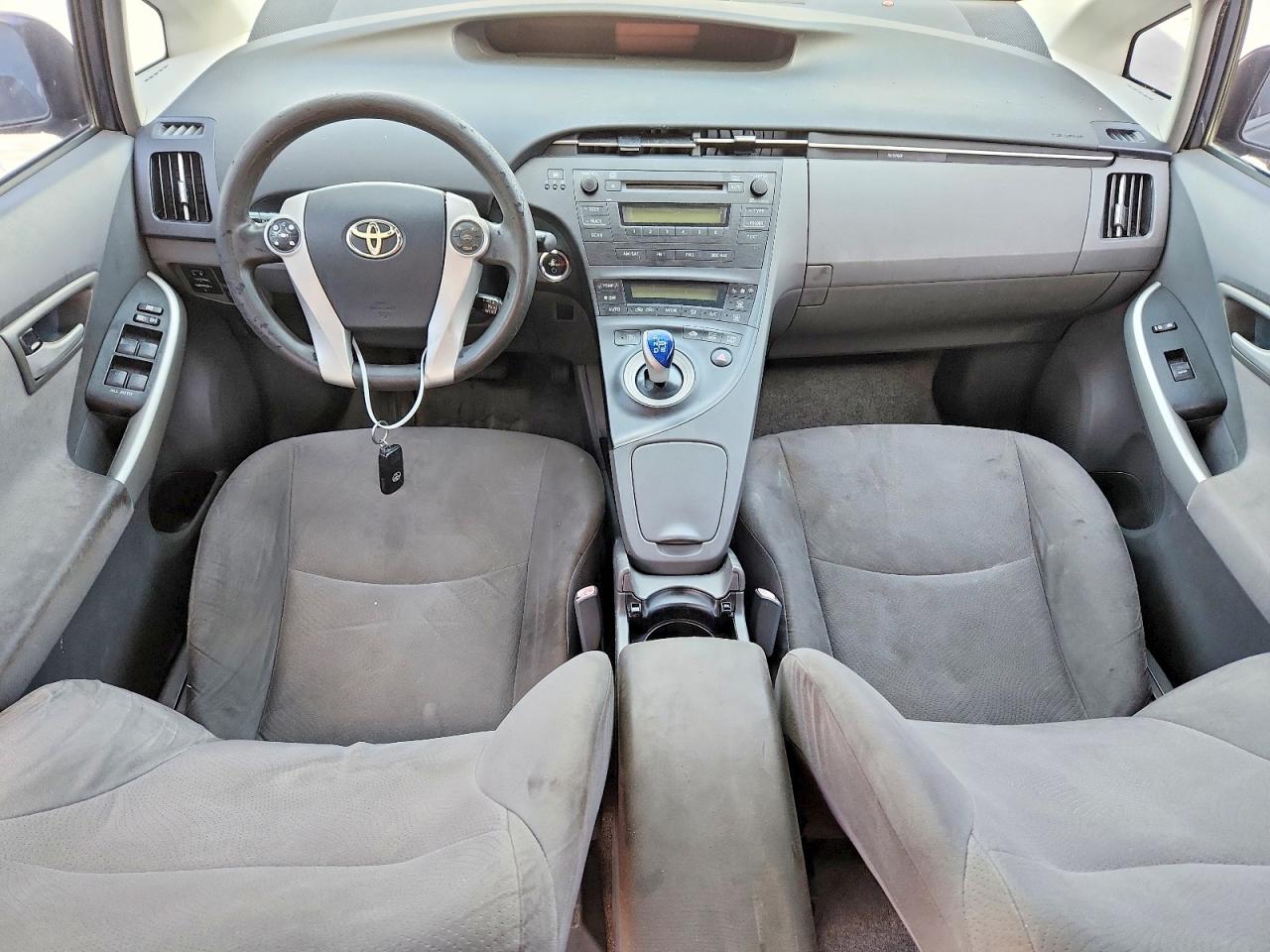 2010 TOYOTA PRIUS