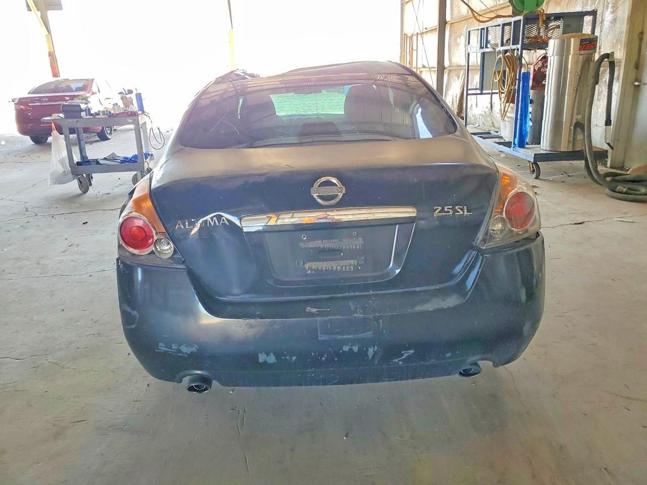 2010 NISSAN ALTIMA