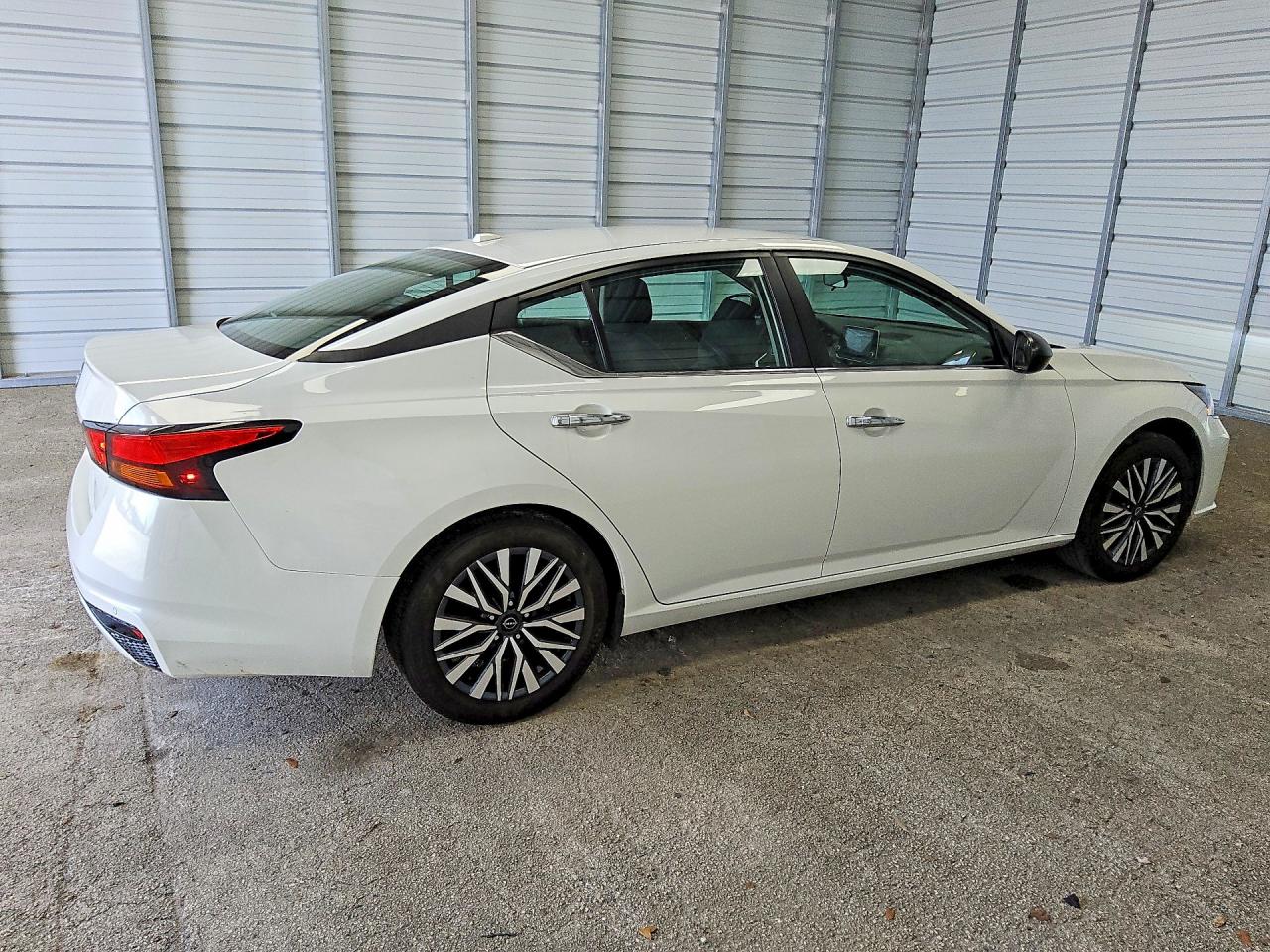 2025 NISSAN ALTIMA