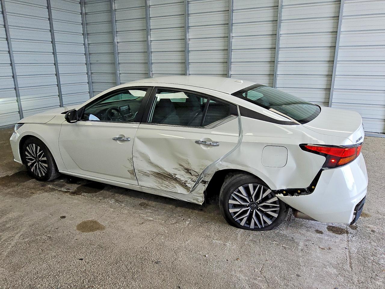 2025 NISSAN ALTIMA