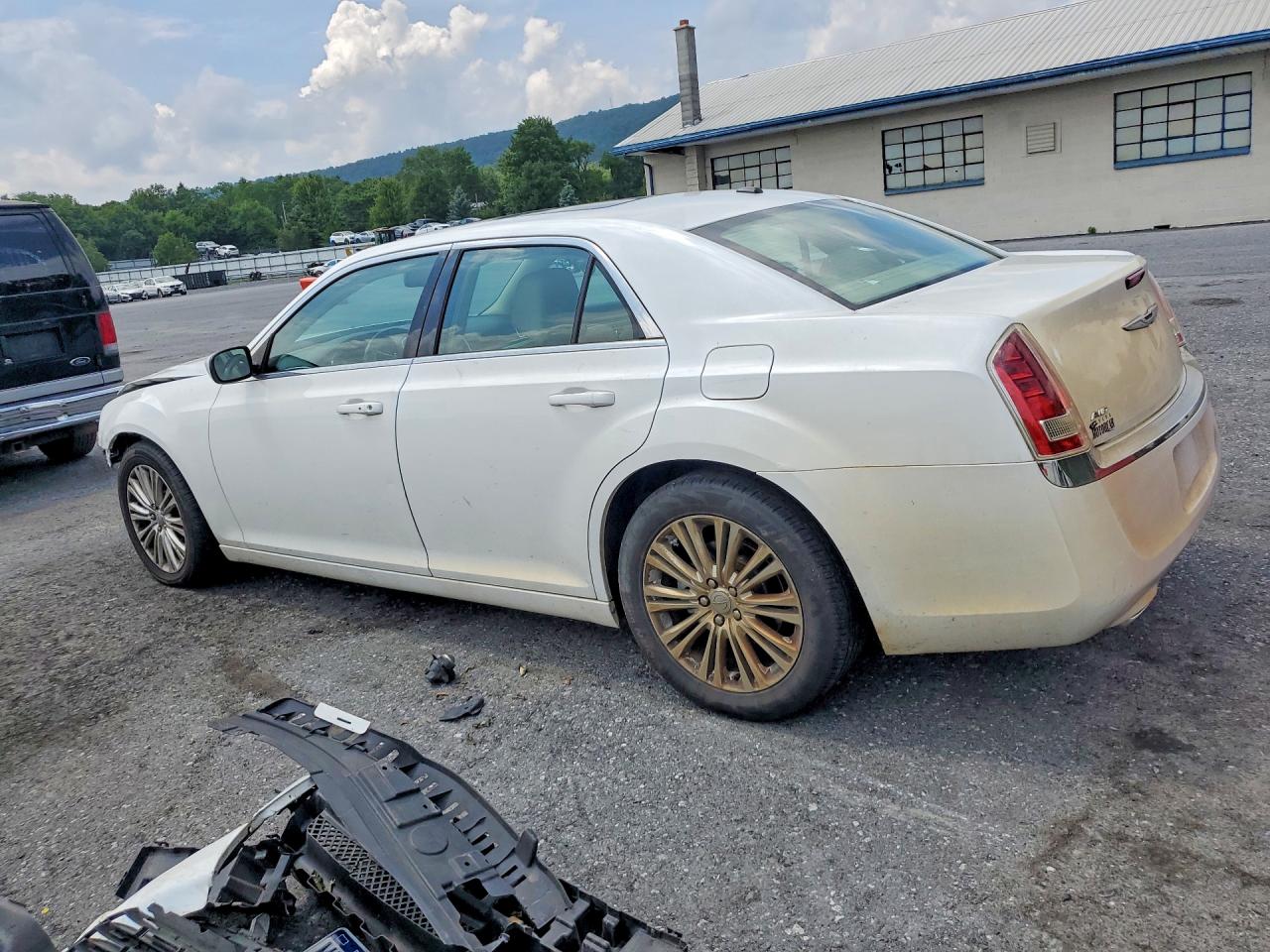 2013 CHRYSLER 300