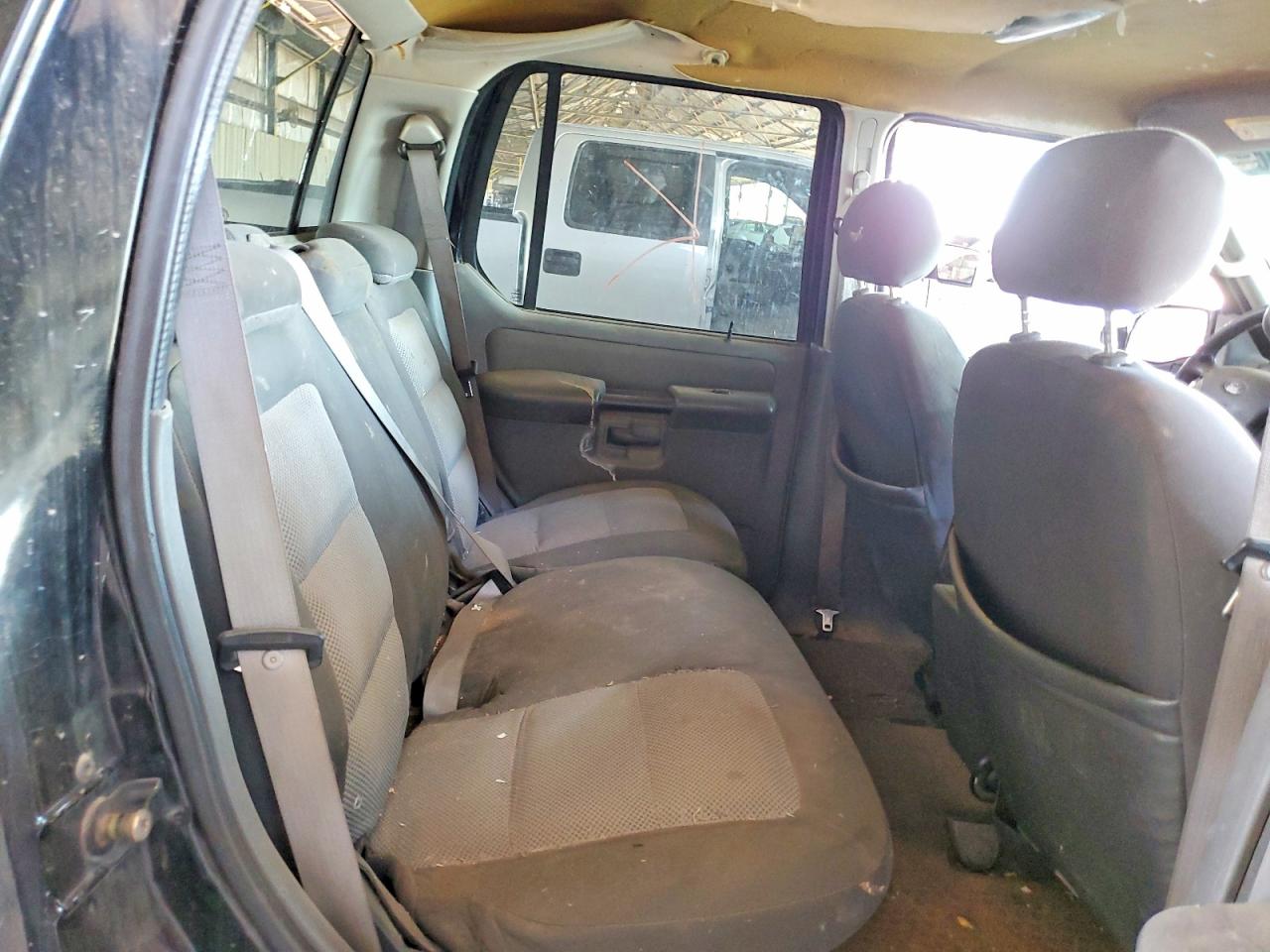 2005 FORD EXPLORER