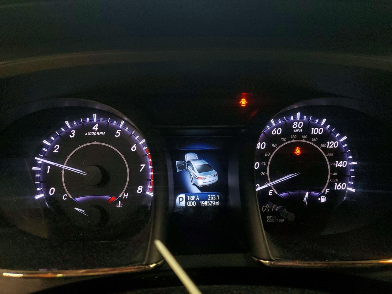2015 TOYOTA AVALON