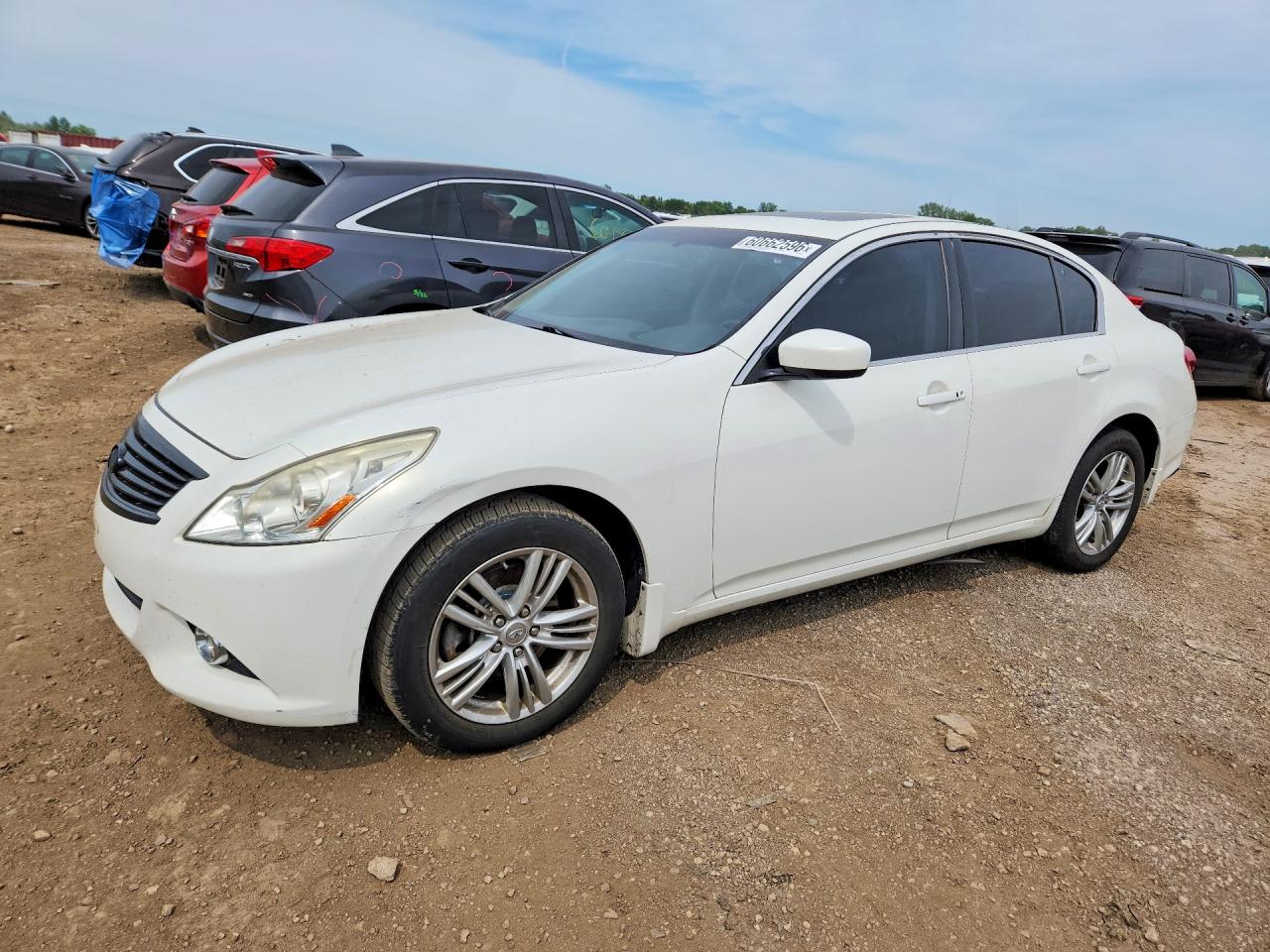 2013 INFINITI G37