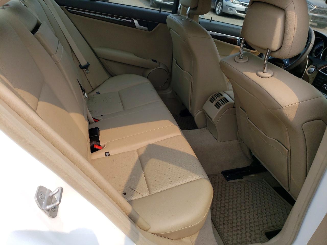 2014 MERCEDES-BENZ C-CLASS
