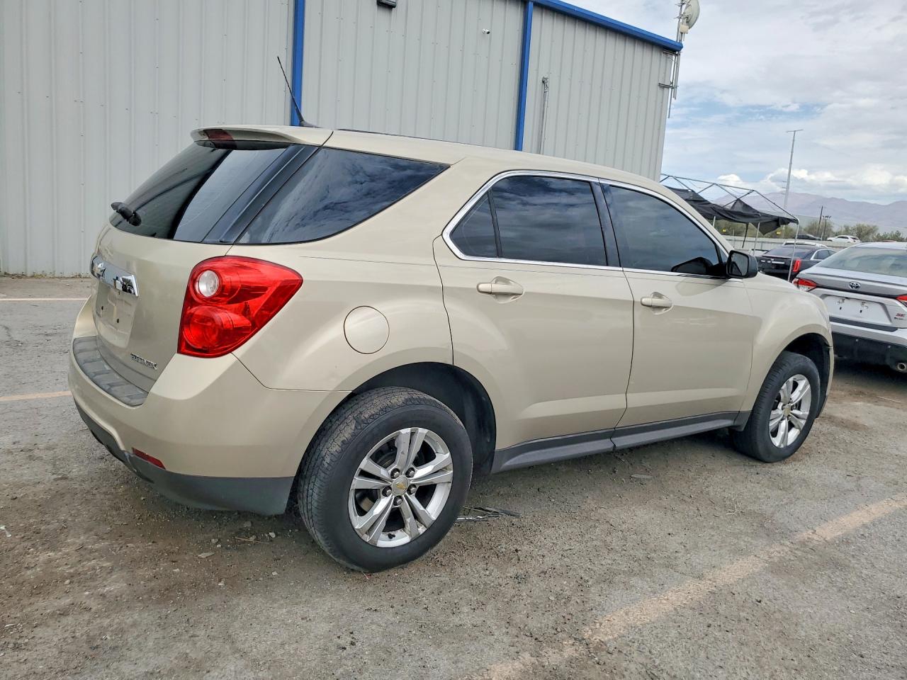 2011 CHEVROLET EQUINOX