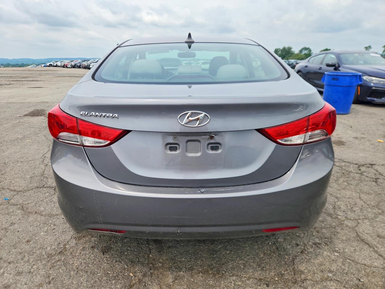 2012 HYUNDAI ELANTRA