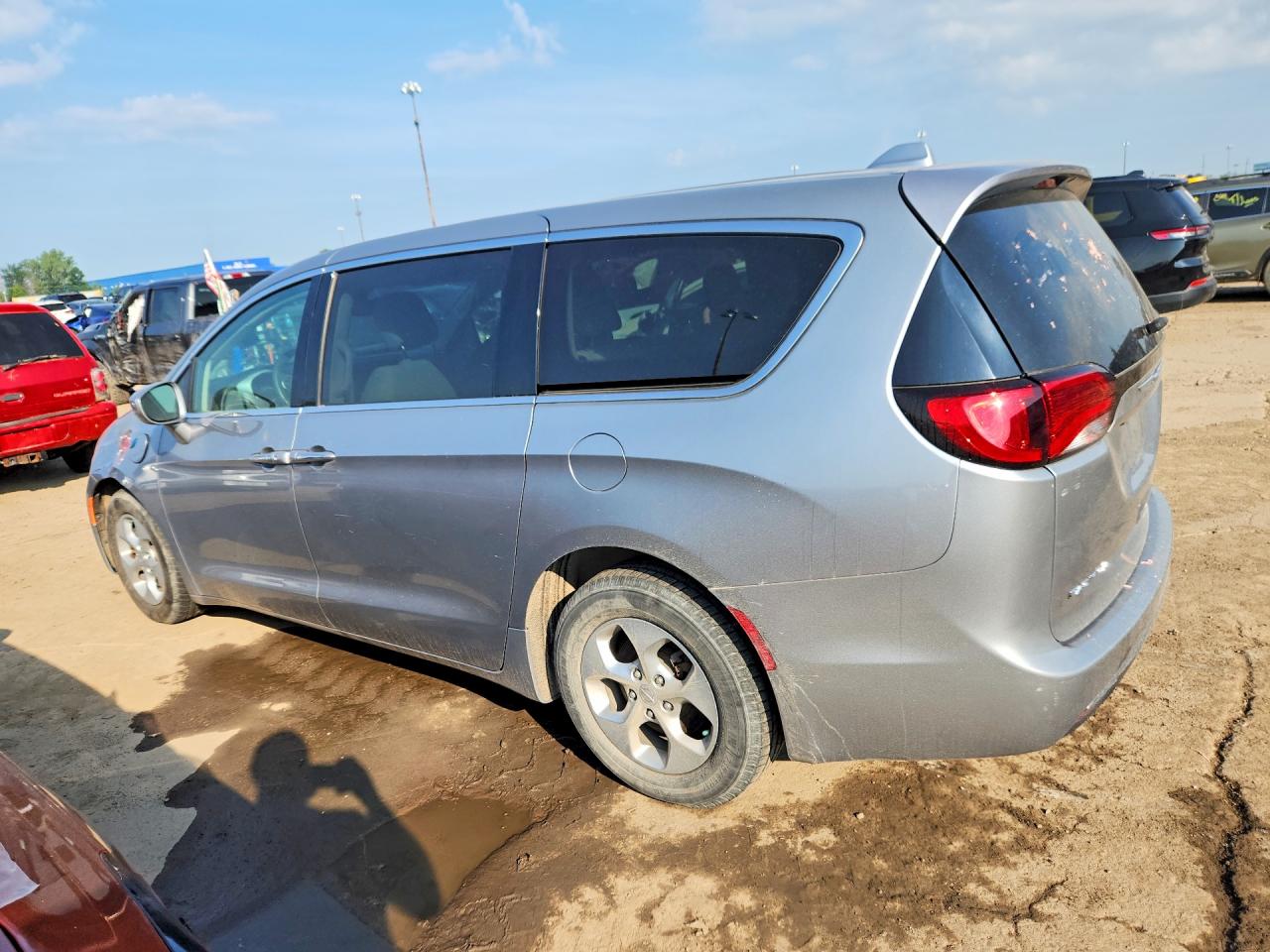 2017 CHRYSLER PACIFICA