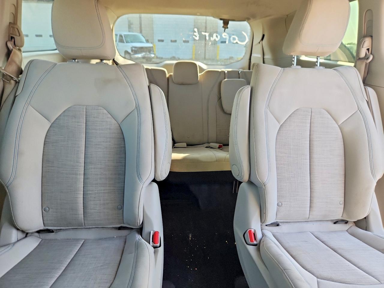 2017 CHRYSLER PACIFICA