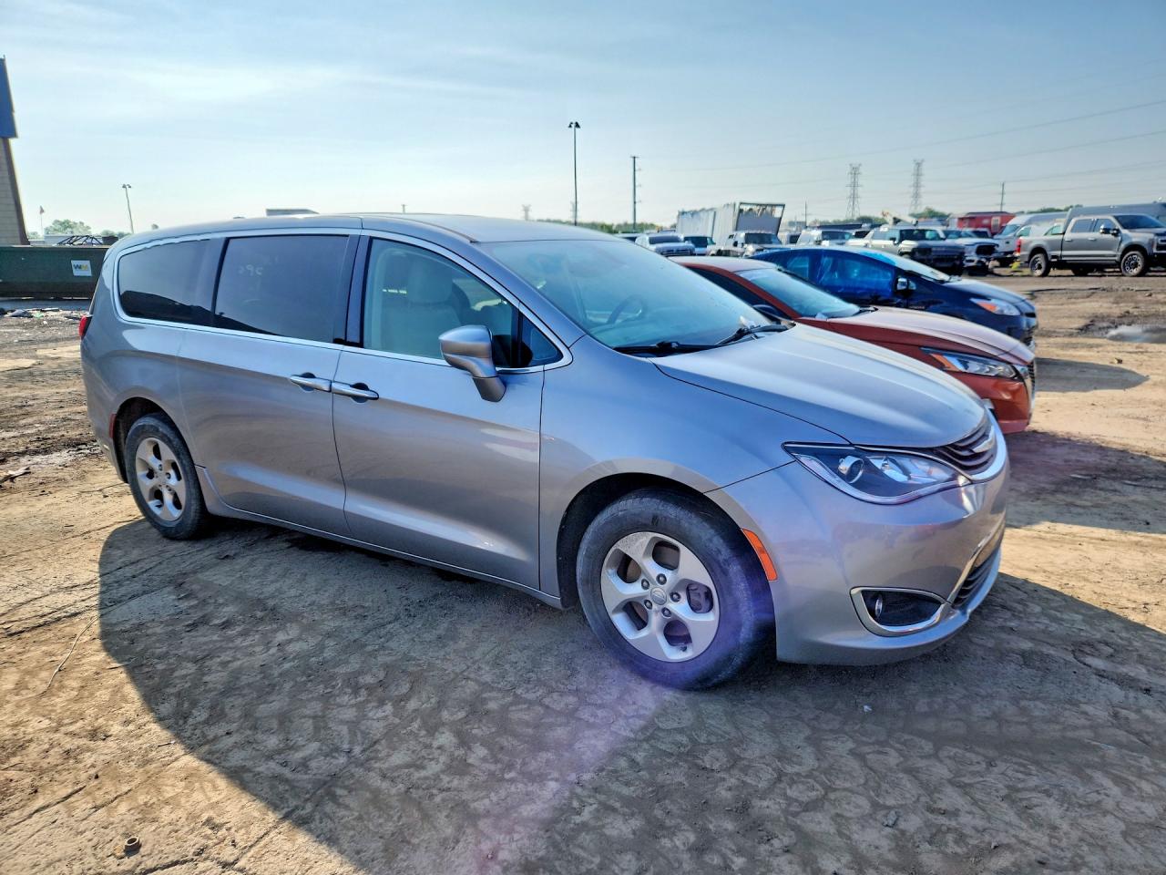 2017 CHRYSLER PACIFICA
