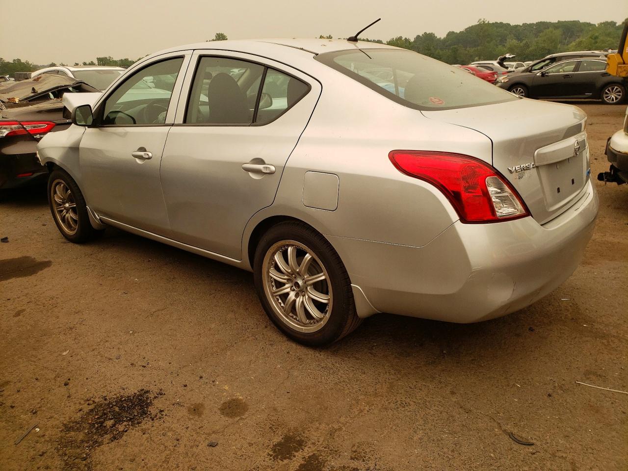 2013 NISSAN VERSA