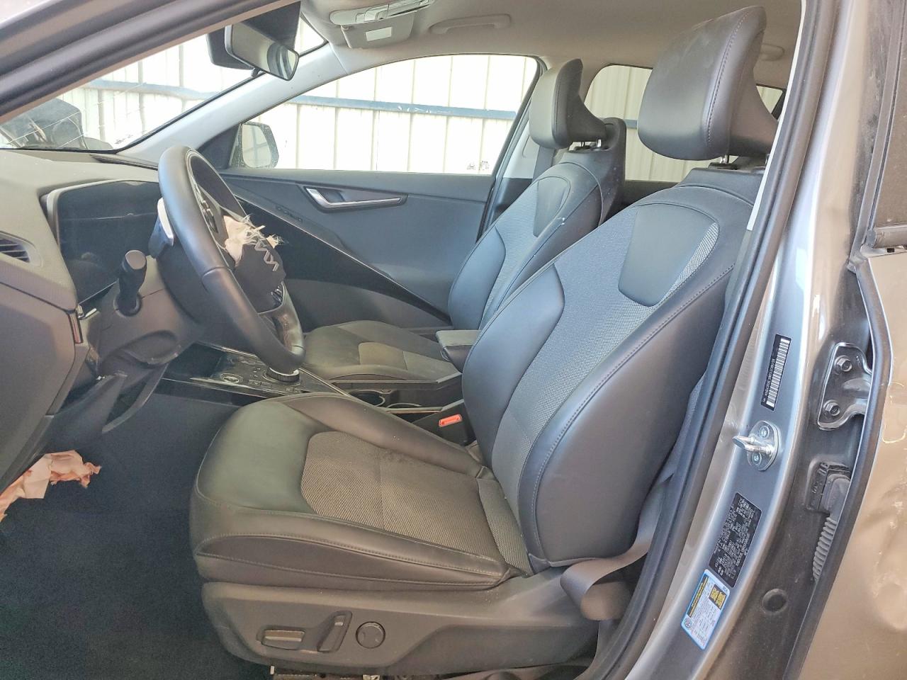 2024 KIA NIRO