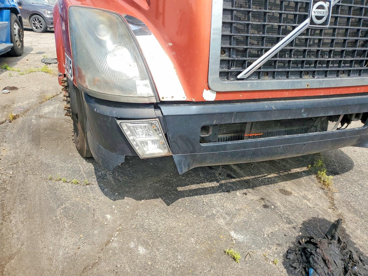 2013 VOLVO VN