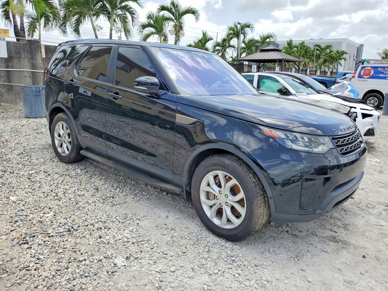 2020 LAND ROVER DISCOVERY