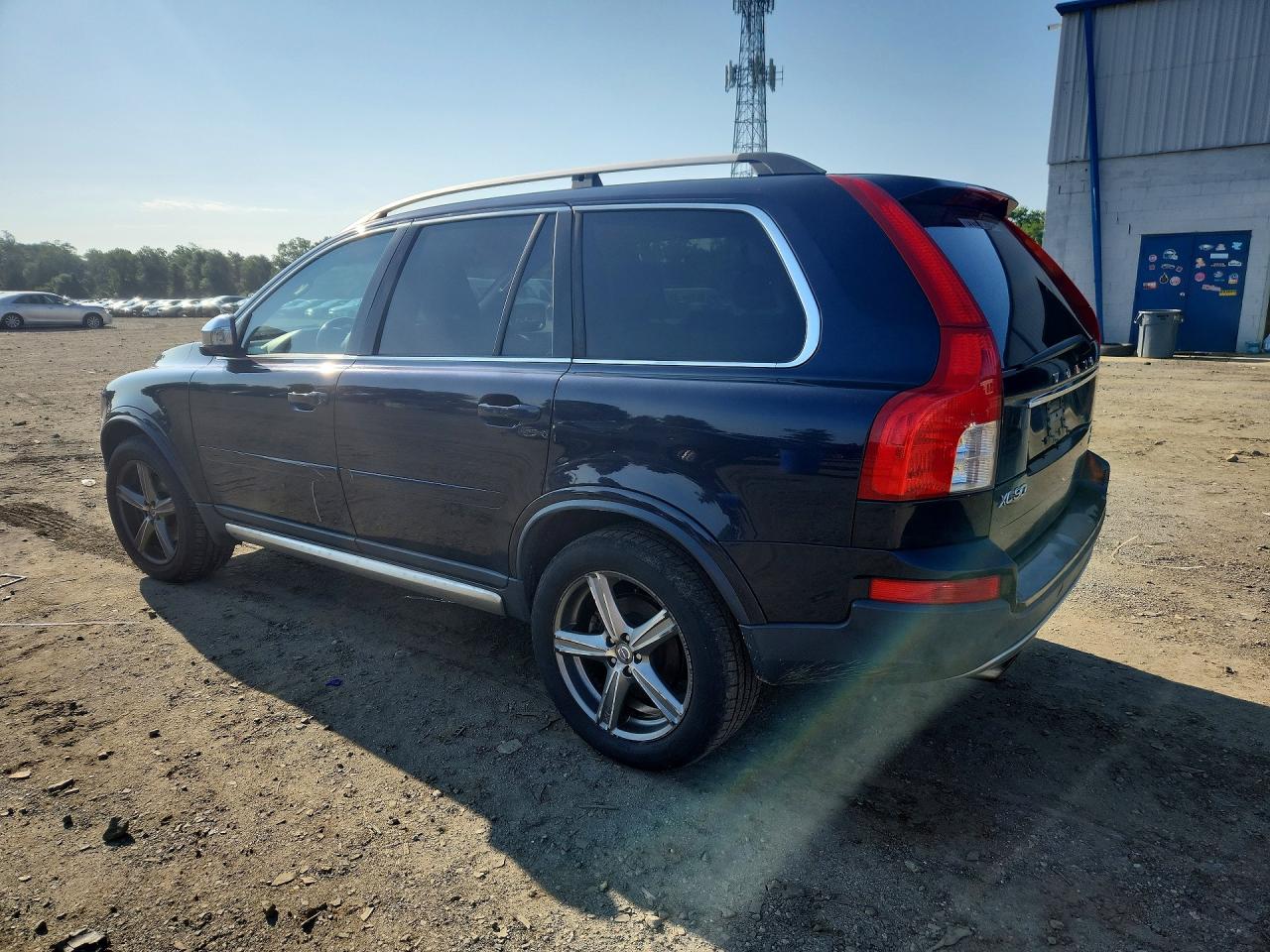 2010 VOLVO XC90