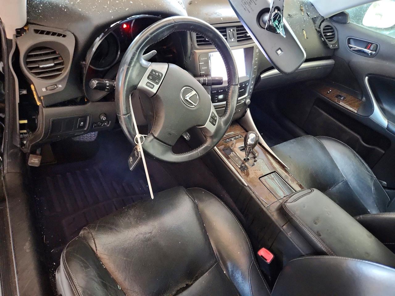 2013 LEXUS IS