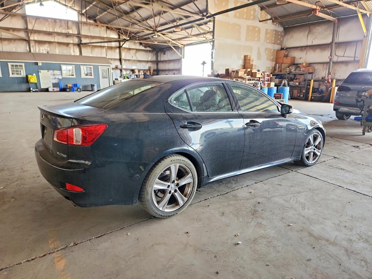 2013 LEXUS IS