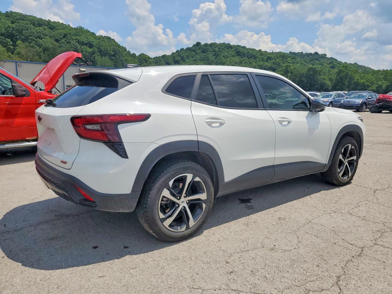 2024 CHEVROLET TRAX