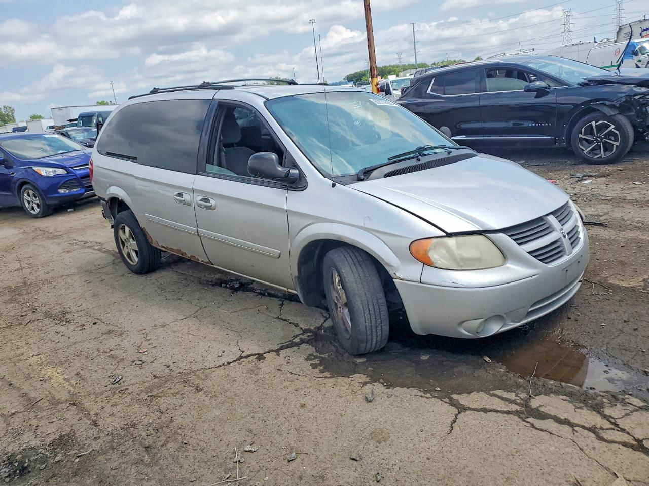 2005 DODGE CARAVAN