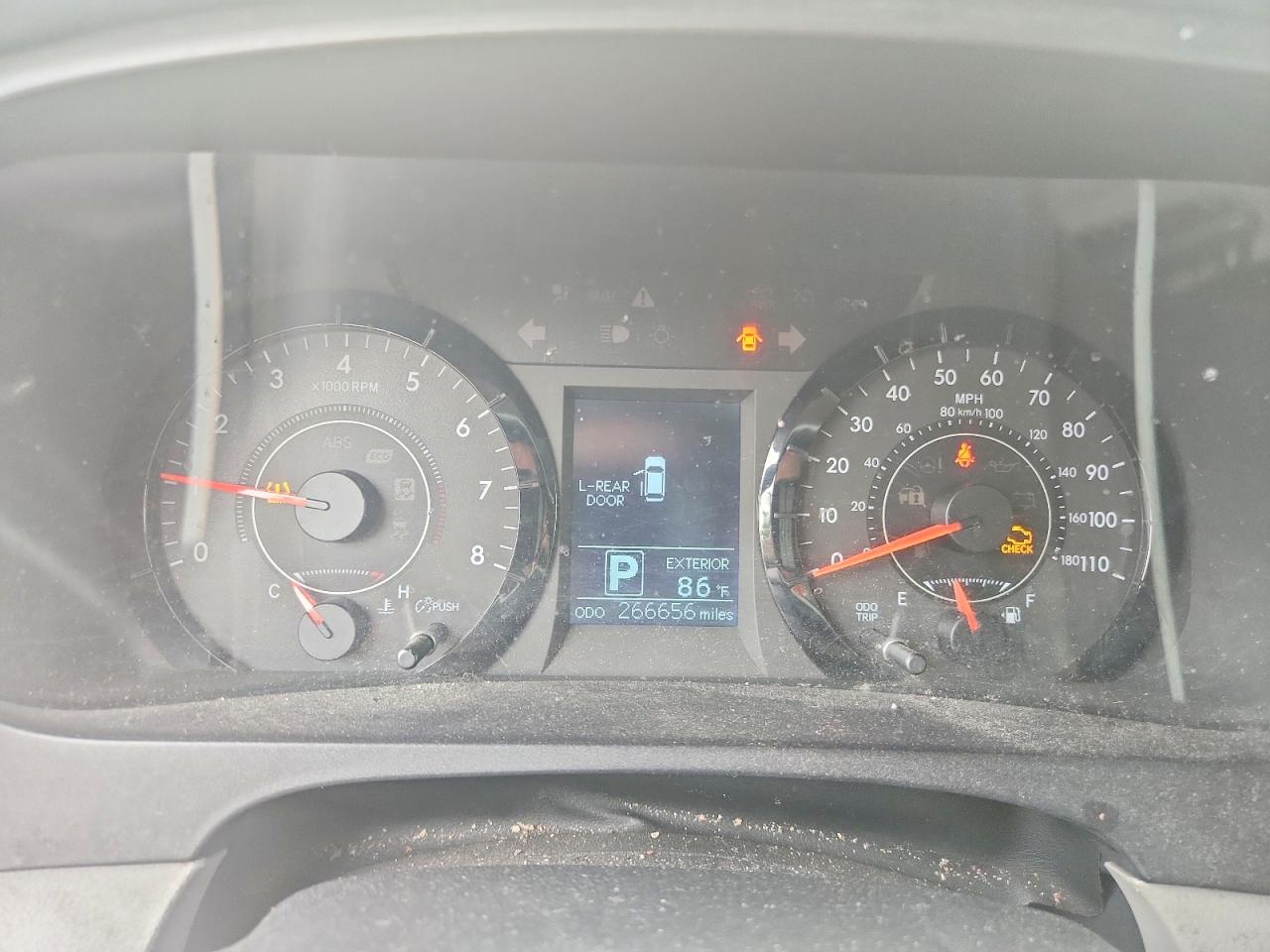 2017 TOYOTA SIENNA L 7