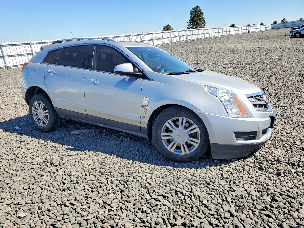 2010 CADILLAC SRX
