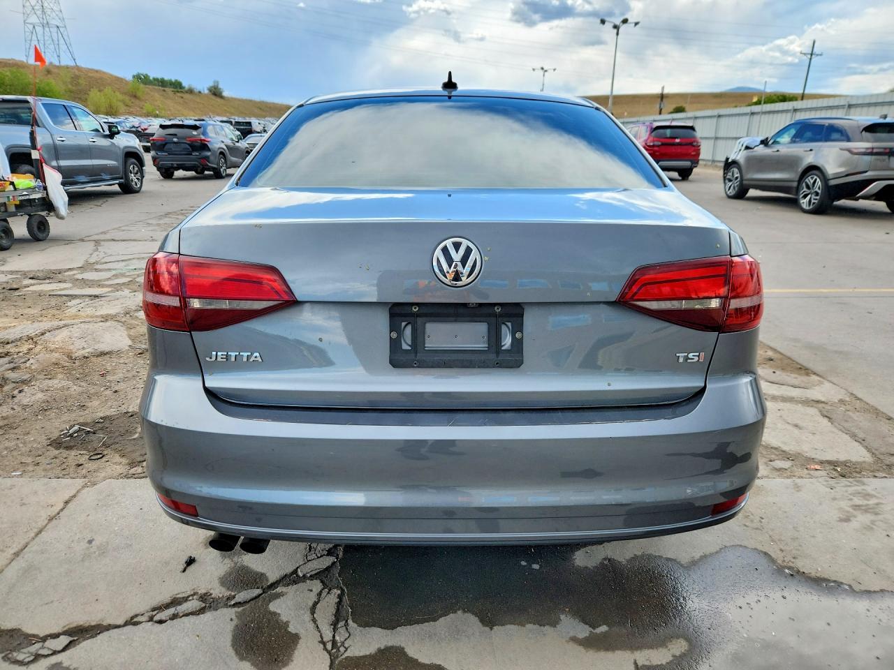 2016 VOLKSWAGEN JETTA