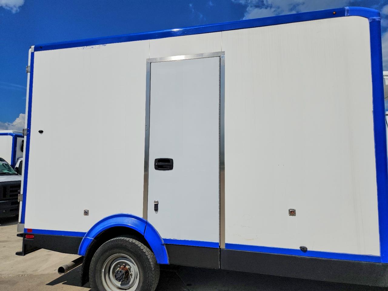 2023 FORD ECONOLINE