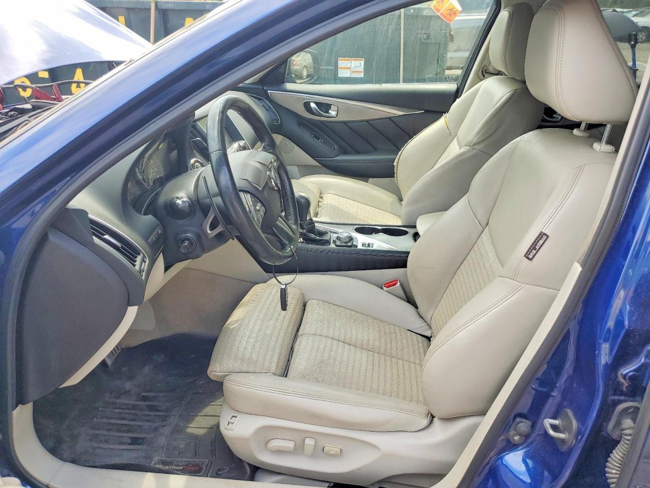2016 INFINITI Q50