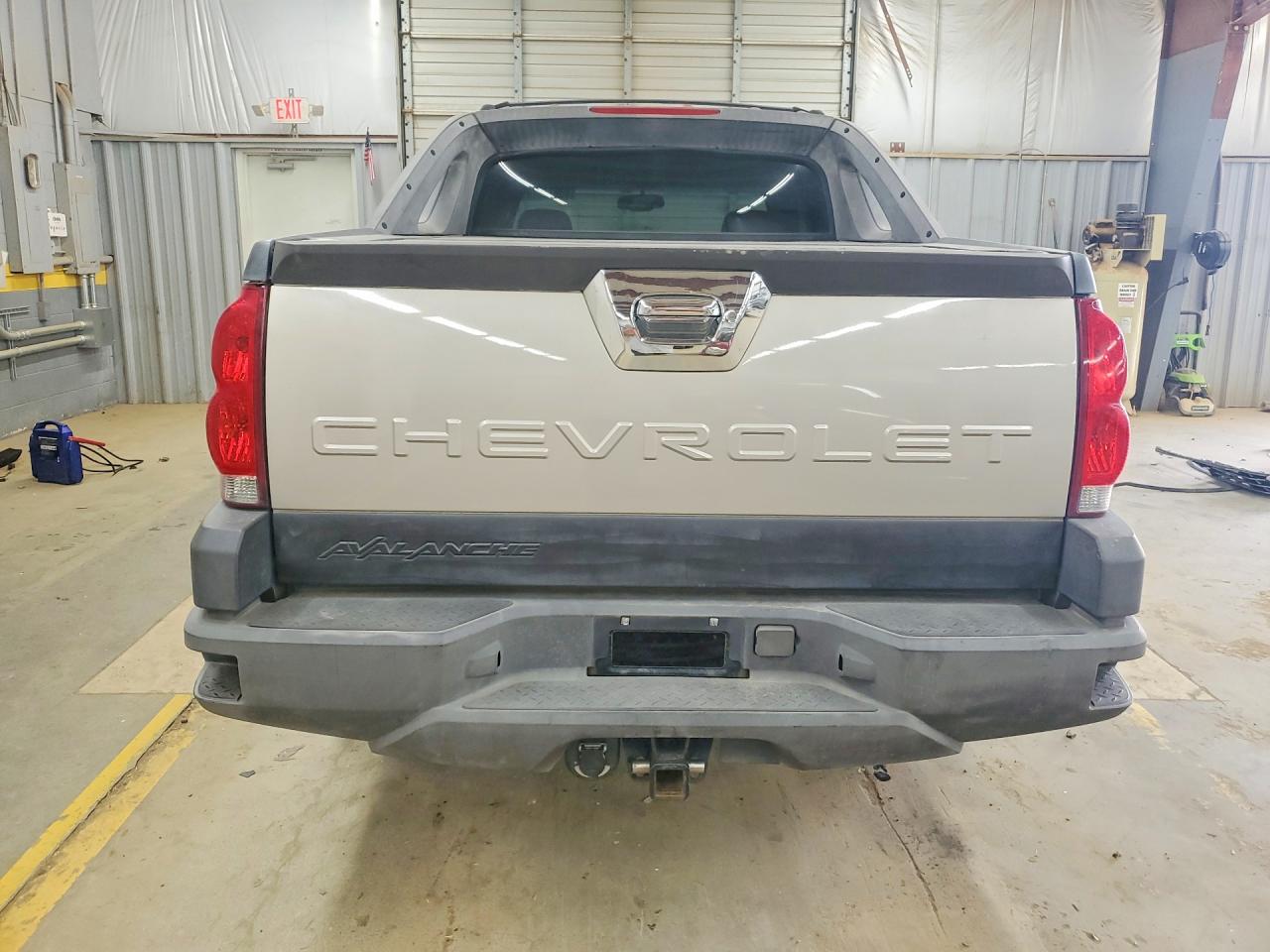 2004 CHEVROLET AVALANCHE