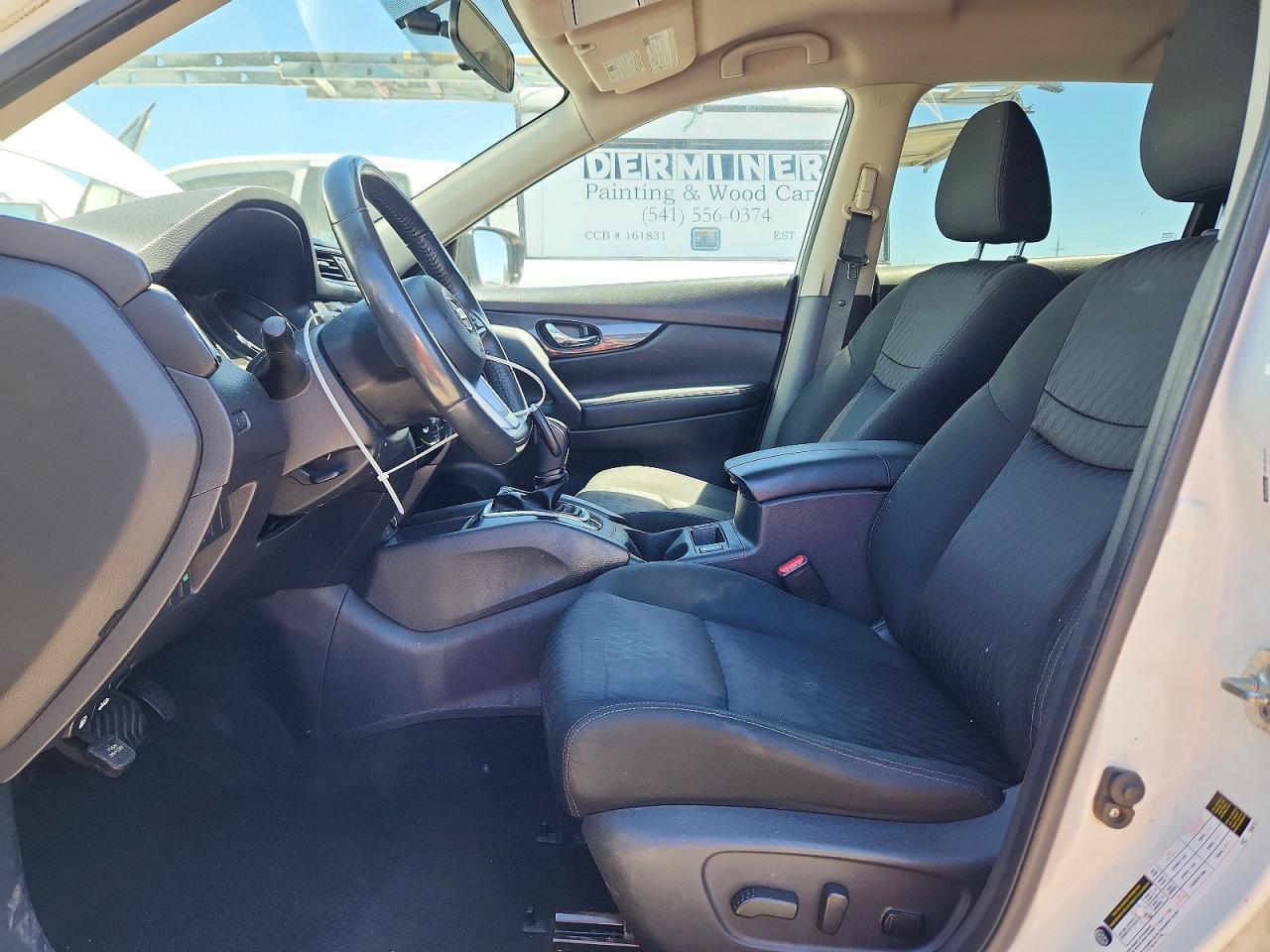 2017 NISSAN ROGUE
