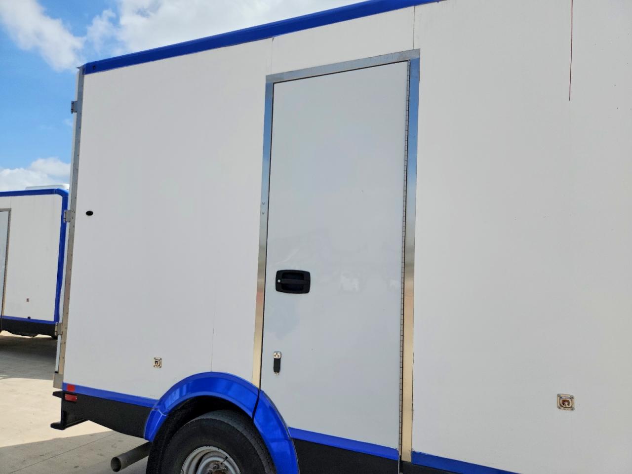 2023 FORD ECONOLINE