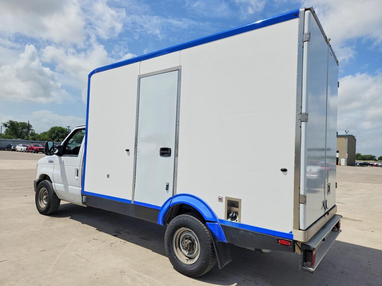 2023 FORD ECONOLINE