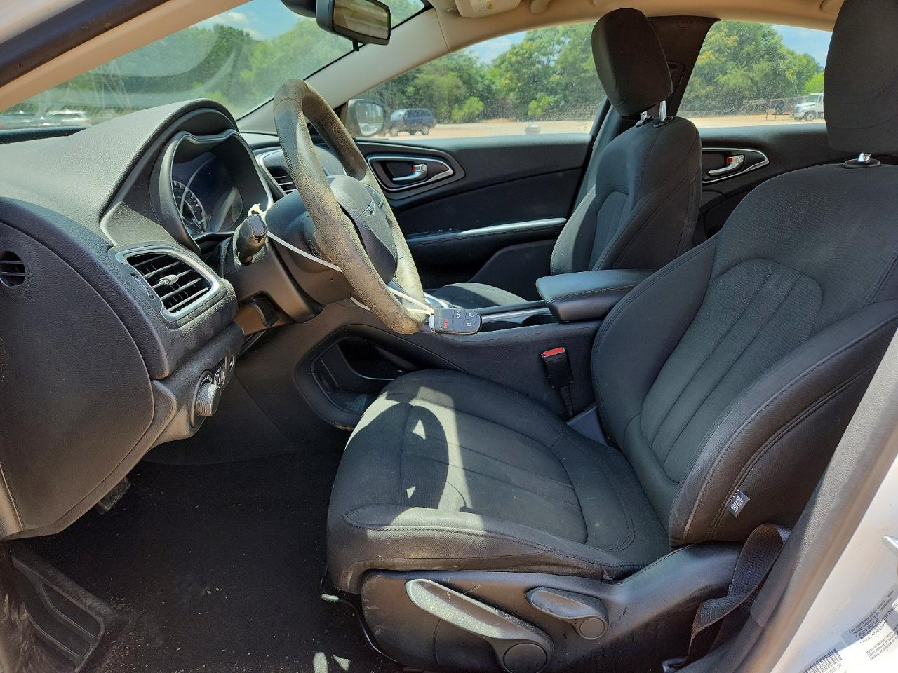 2016 CHRYSLER 200