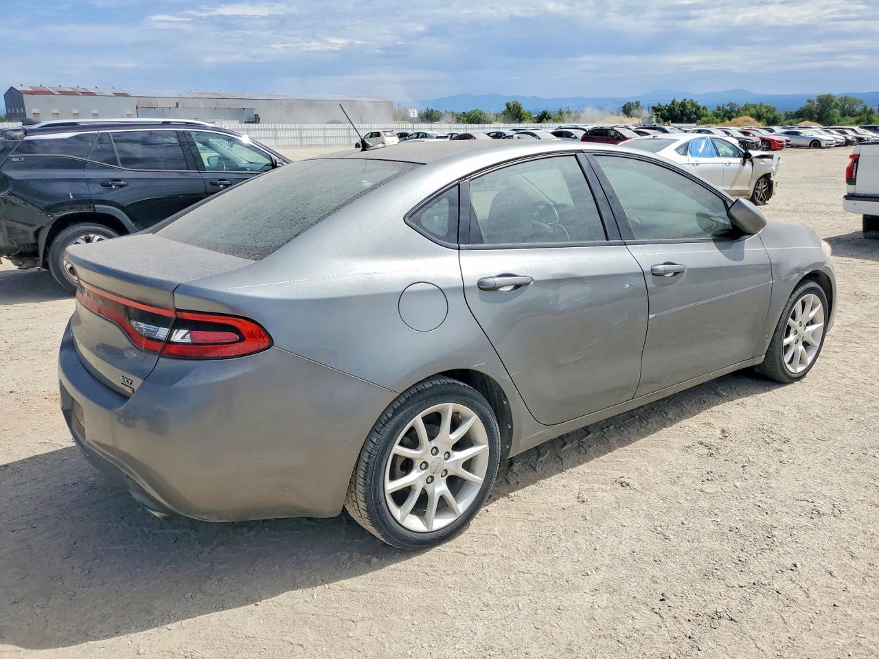 2013 DODGE DART