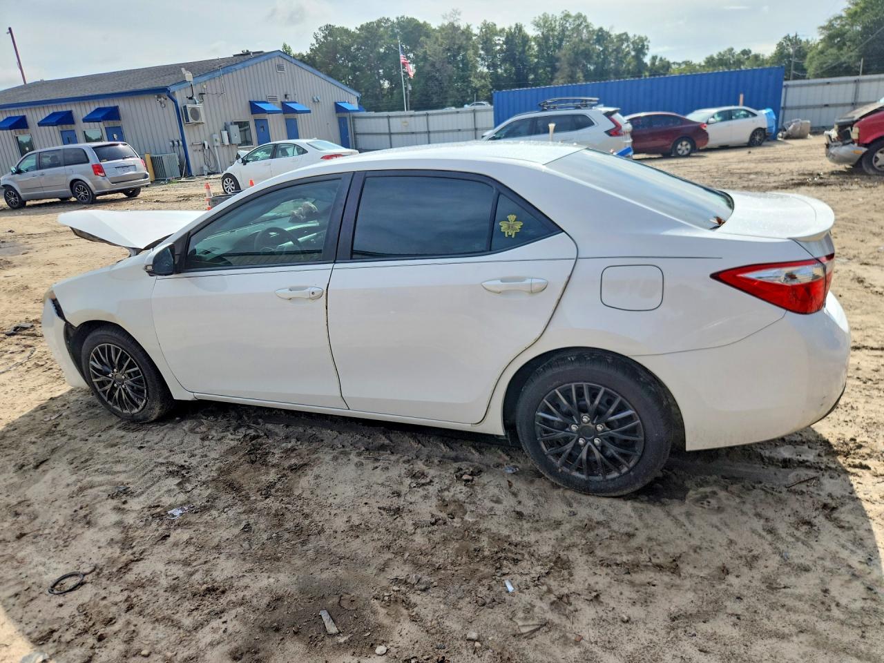 2015 TOYOTA COROLLA