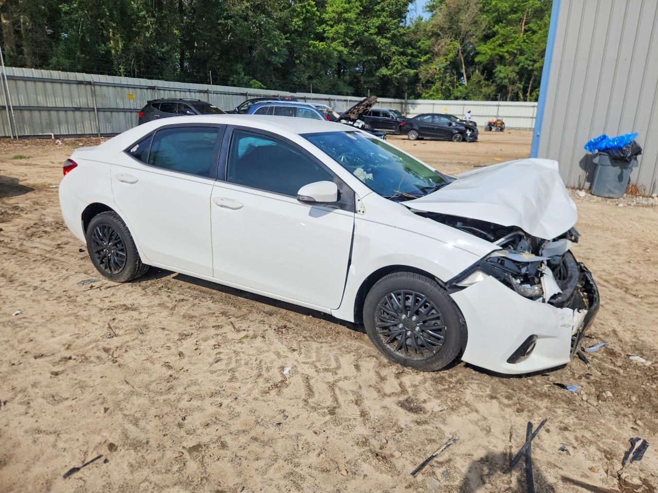 2015 TOYOTA COROLLA