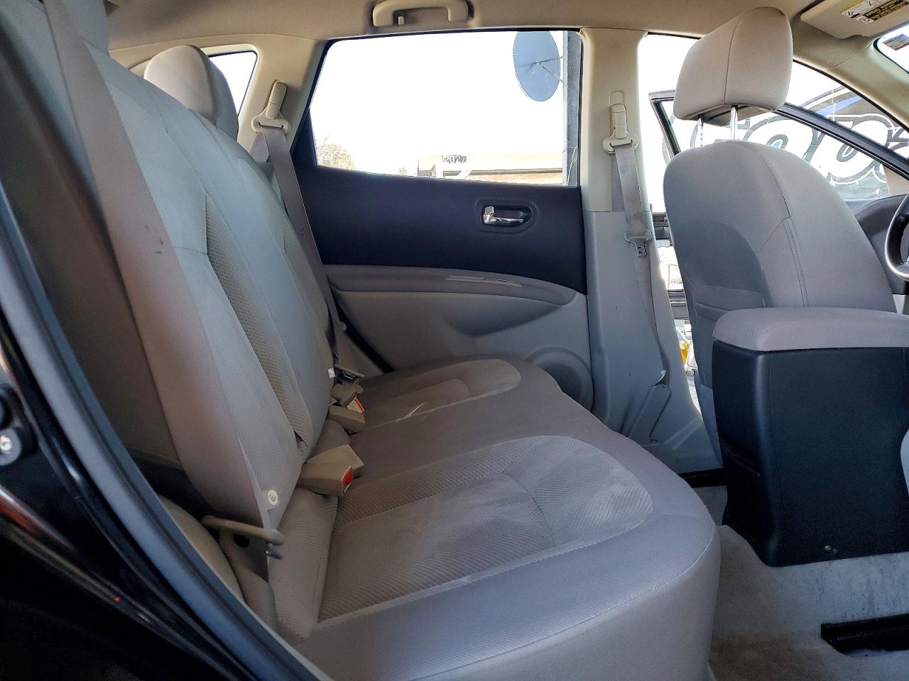 2012 NISSAN ROGUE
