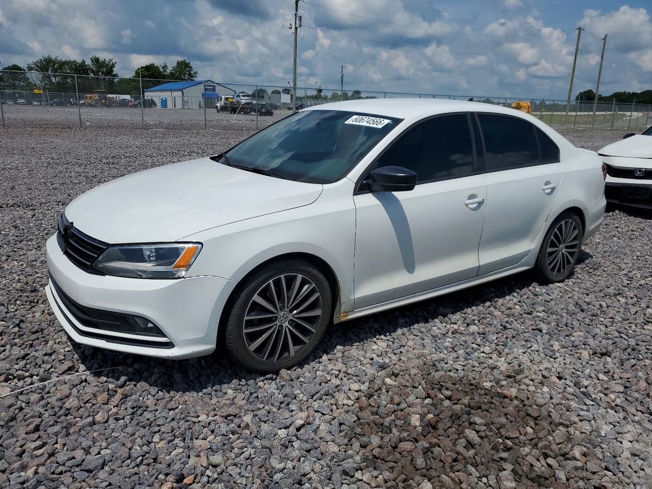 2016 VOLKSWAGEN JETTA