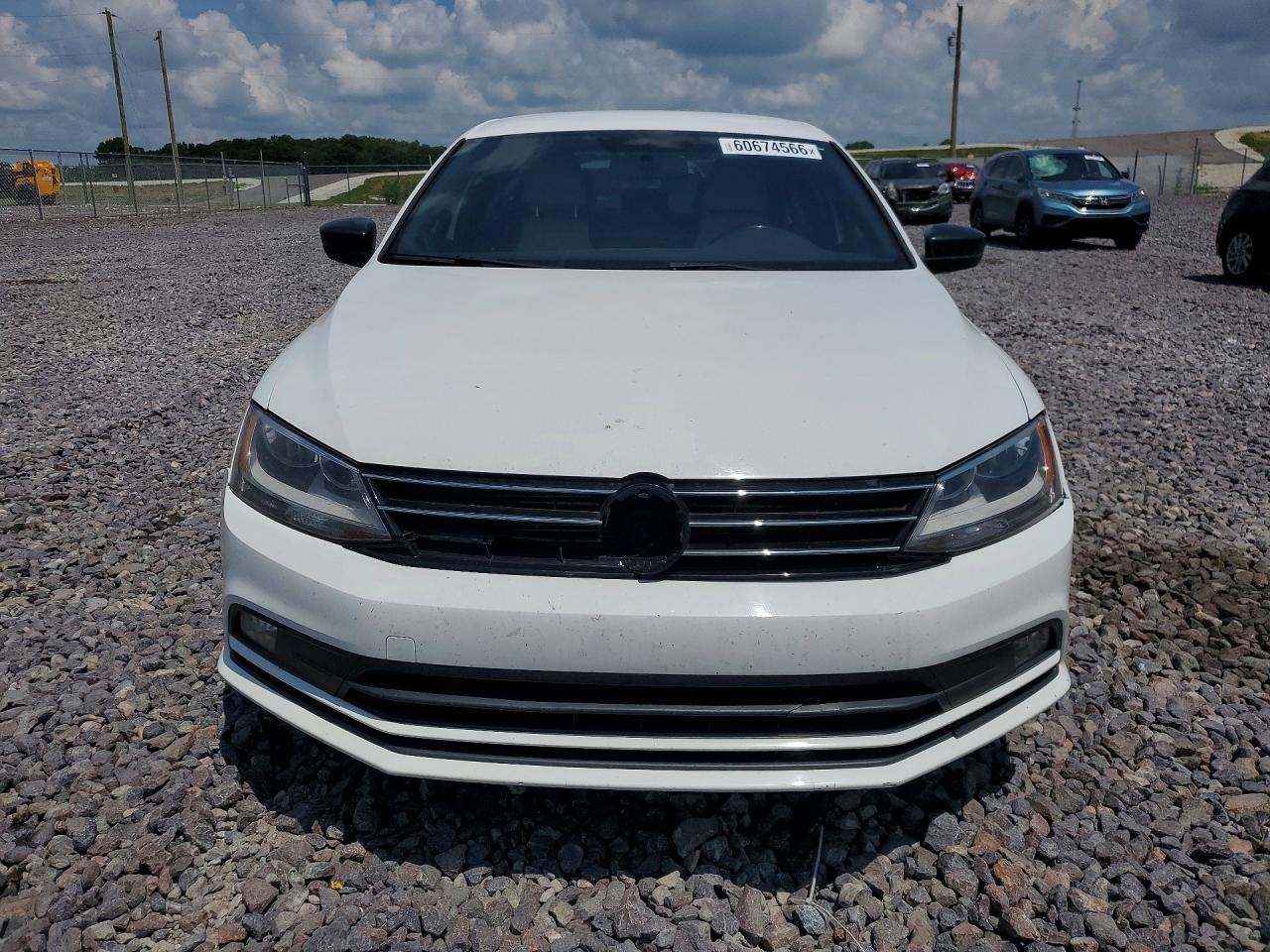 2016 VOLKSWAGEN JETTA
