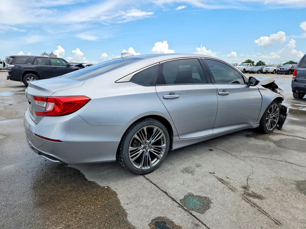 2018 HONDA ACCORD